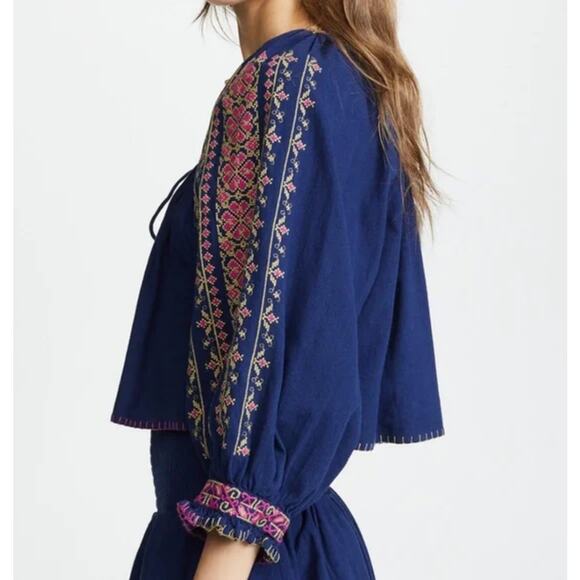 Free People Boho Cropped Embroidered V-Neck Top in Blue Multi Size Medium - Picture 3 of 12